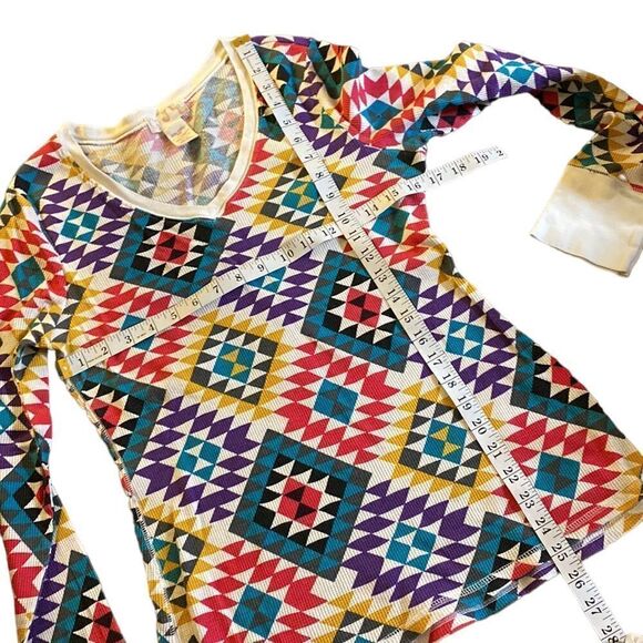 OP Thermal Long Sleeve Top Aztec Geometric Print - Picture 6 of 6